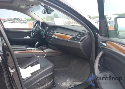 2014 BMW X6 xDrive35I z USA, uszkodzony, nr VIN 5UXFG2C51E0H10834